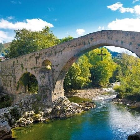 شقة En El Sella Onís المظهر الخارجي الصورة